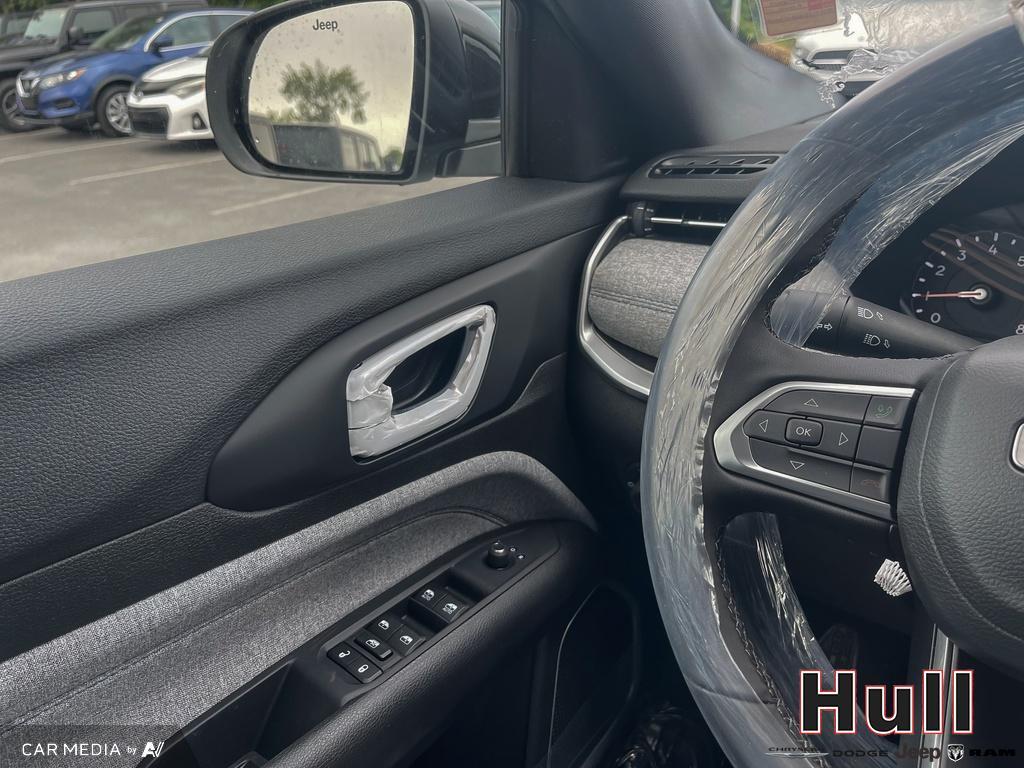 2025 Jeep Compass North, 多伦多, 全款车