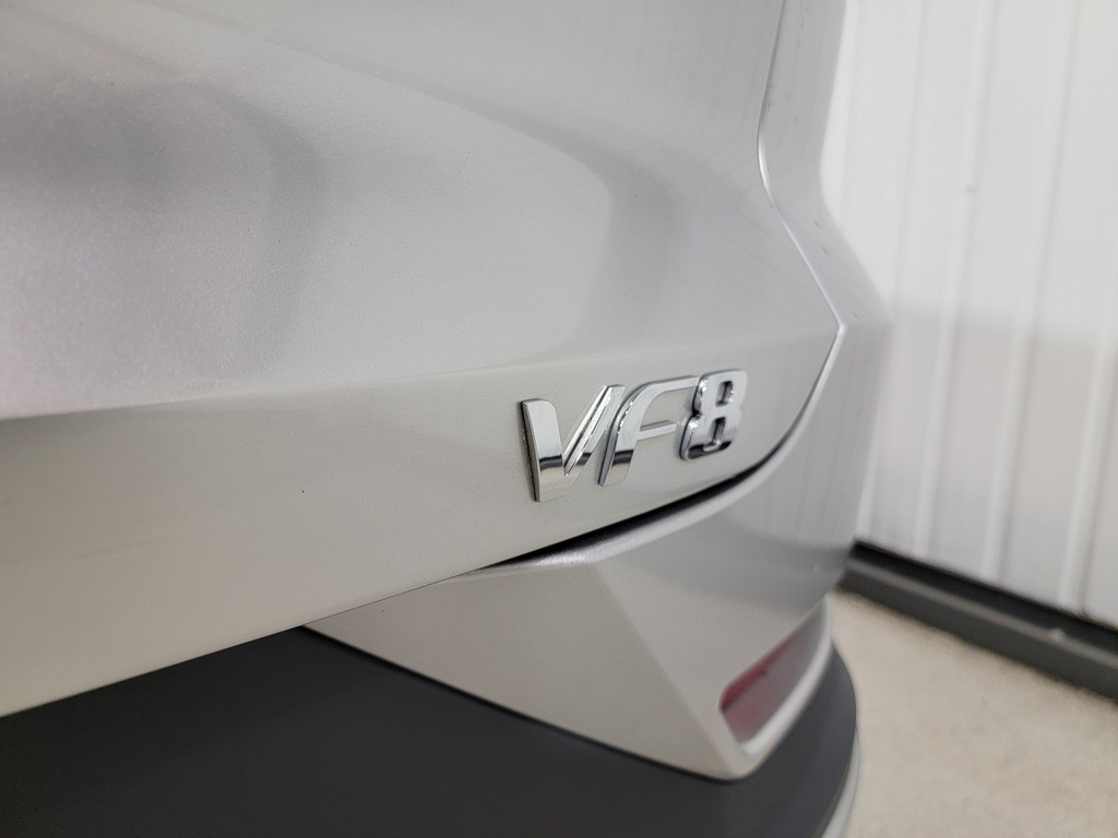 VinFast VF 8 2023