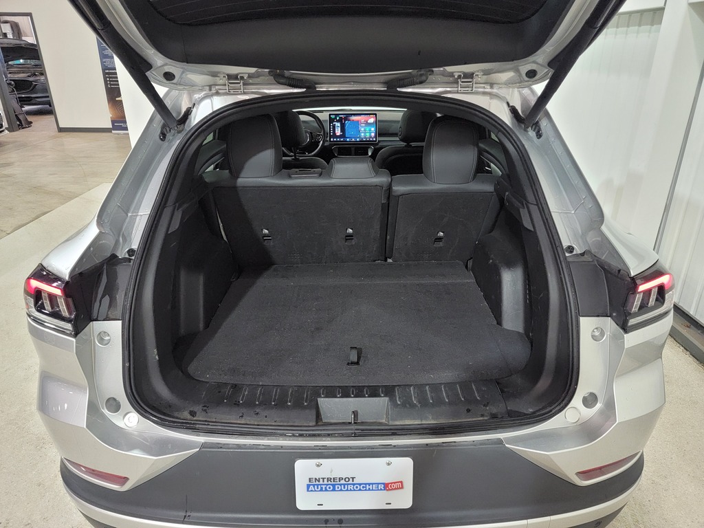 VinFast VF 8 2023 VinFast VF 8 2023