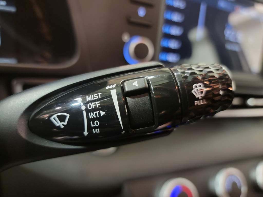 Hyundai Elantra 2022