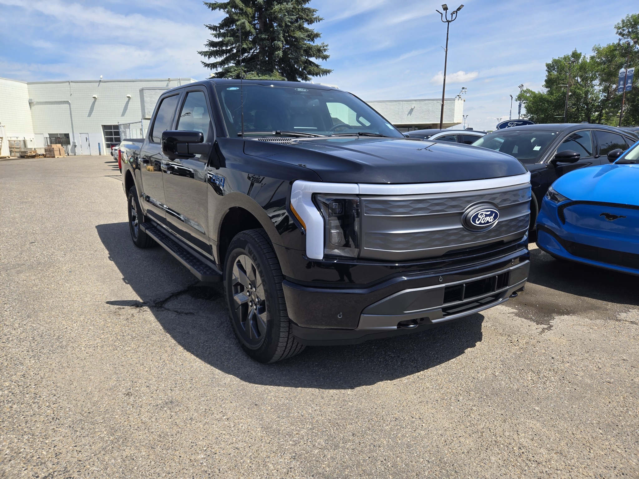 2025 Ford F-150 Lightning