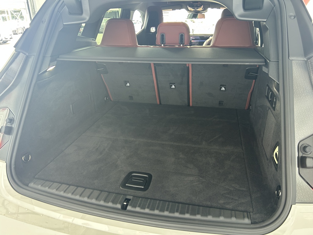 2025 BMW iX xDrive50, 温哥华, 全款车
