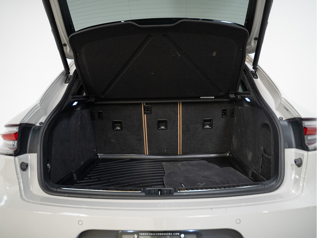 2020 Porsche Macan SMOKING PKG   CARPLAY   PANO, Toronto, Cash