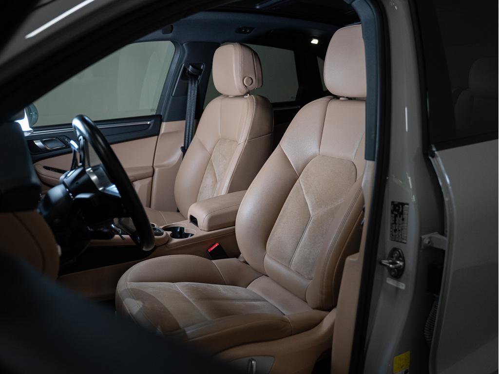 2020 Porsche Macan SMOKING PKG   CARPLAY   PANO, Toronto, Cash