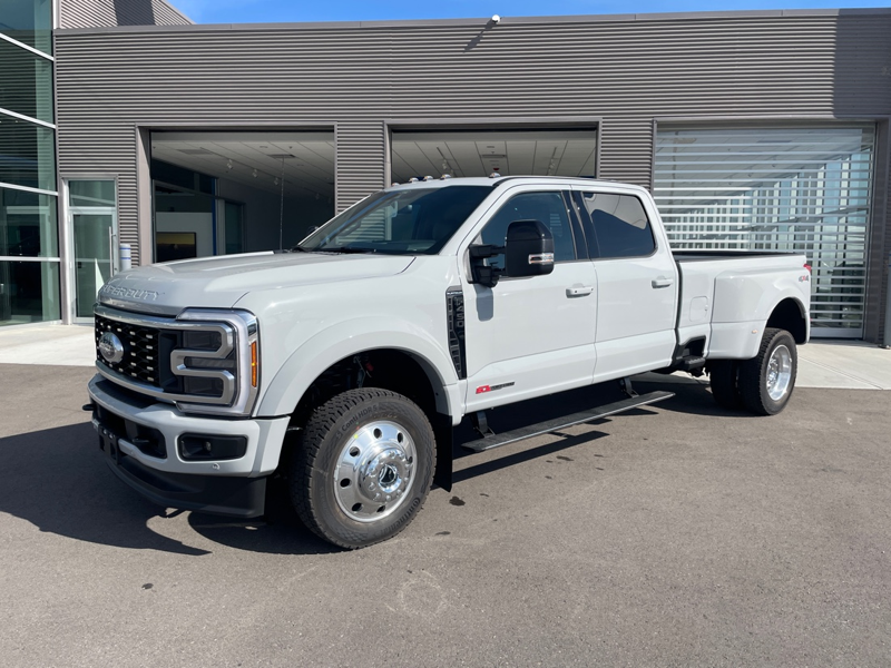 2025 Ford F-450 SUPER DUTY