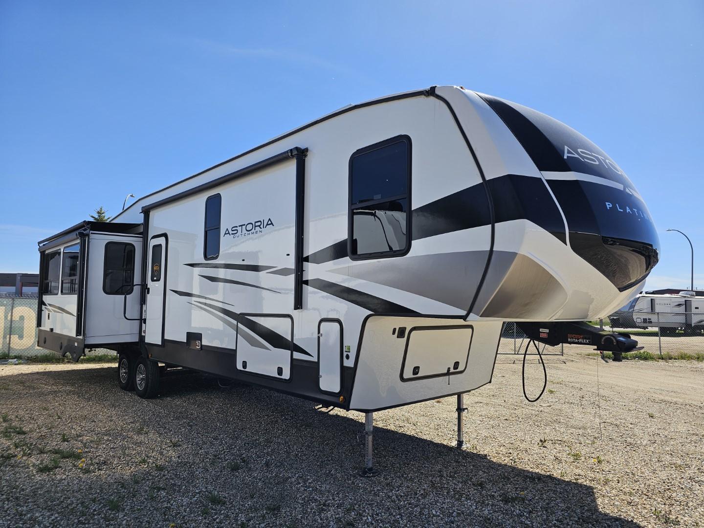 2025 Dutchmen Astoria 3553 MBP