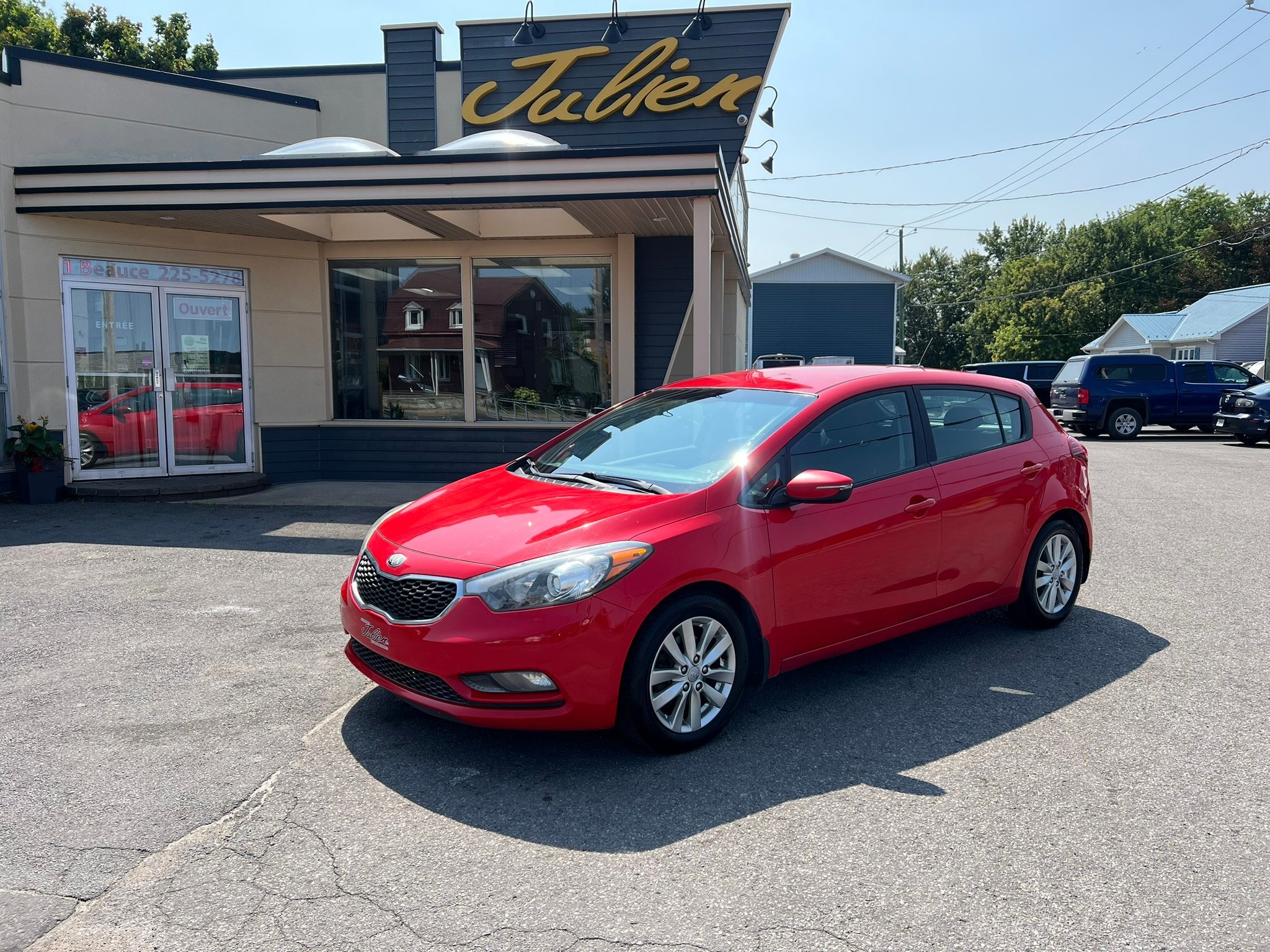 2016 Kia Forte 5-Door LX