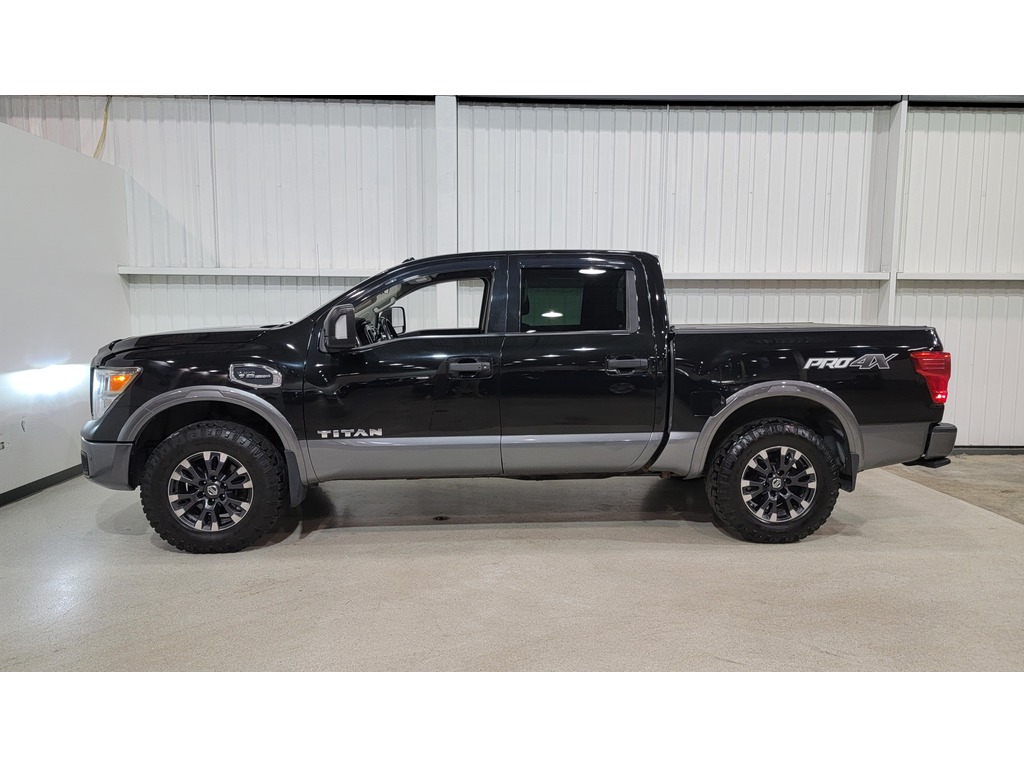 Nissan Titan 2017