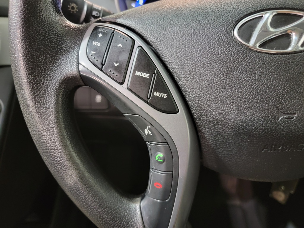 Hyundai Elantra 2015