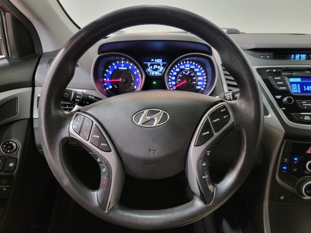 Hyundai Elantra 2015