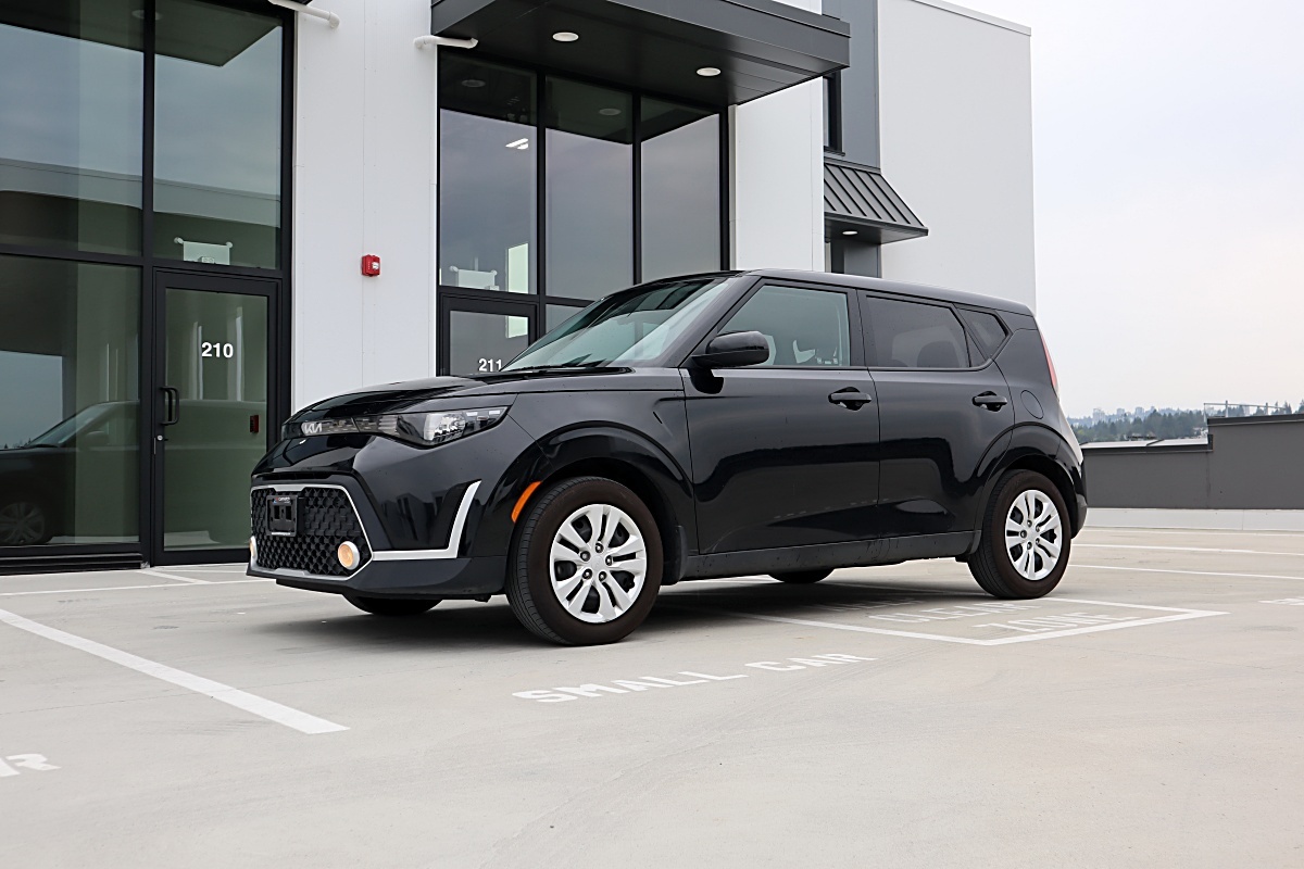 2023 Kia Soul LX IVT