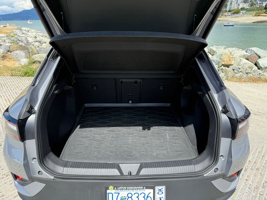 2023 Volkswagen ID.4 Pro, Vancouver, Cash
