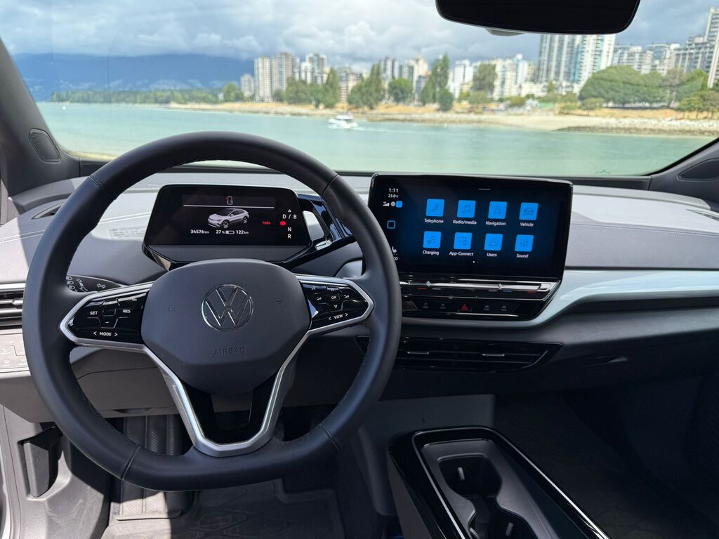 2023 Volkswagen ID.4 Pro, Vancouver, Cash