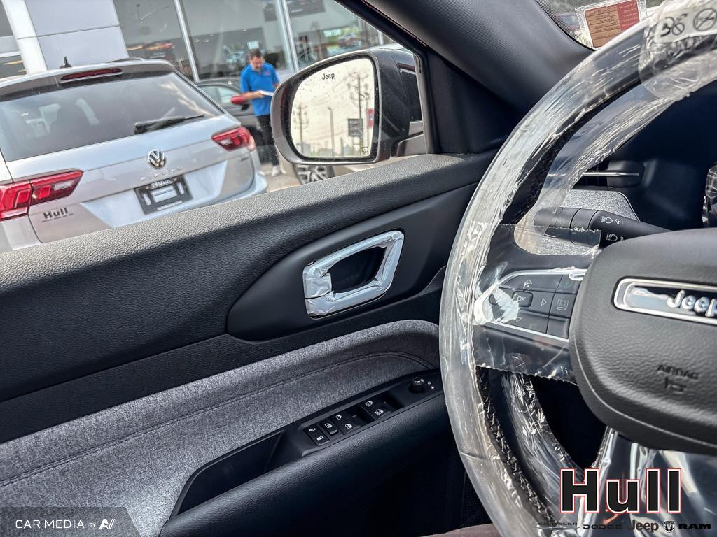 2025 Jeep Compass North, 多伦多, 全款车