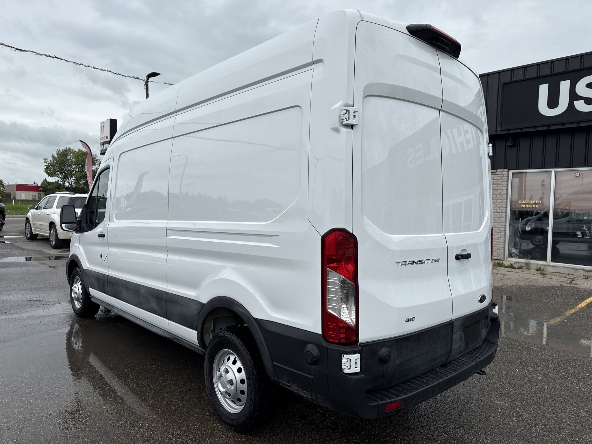 2024 Ford Transit Cargo Van