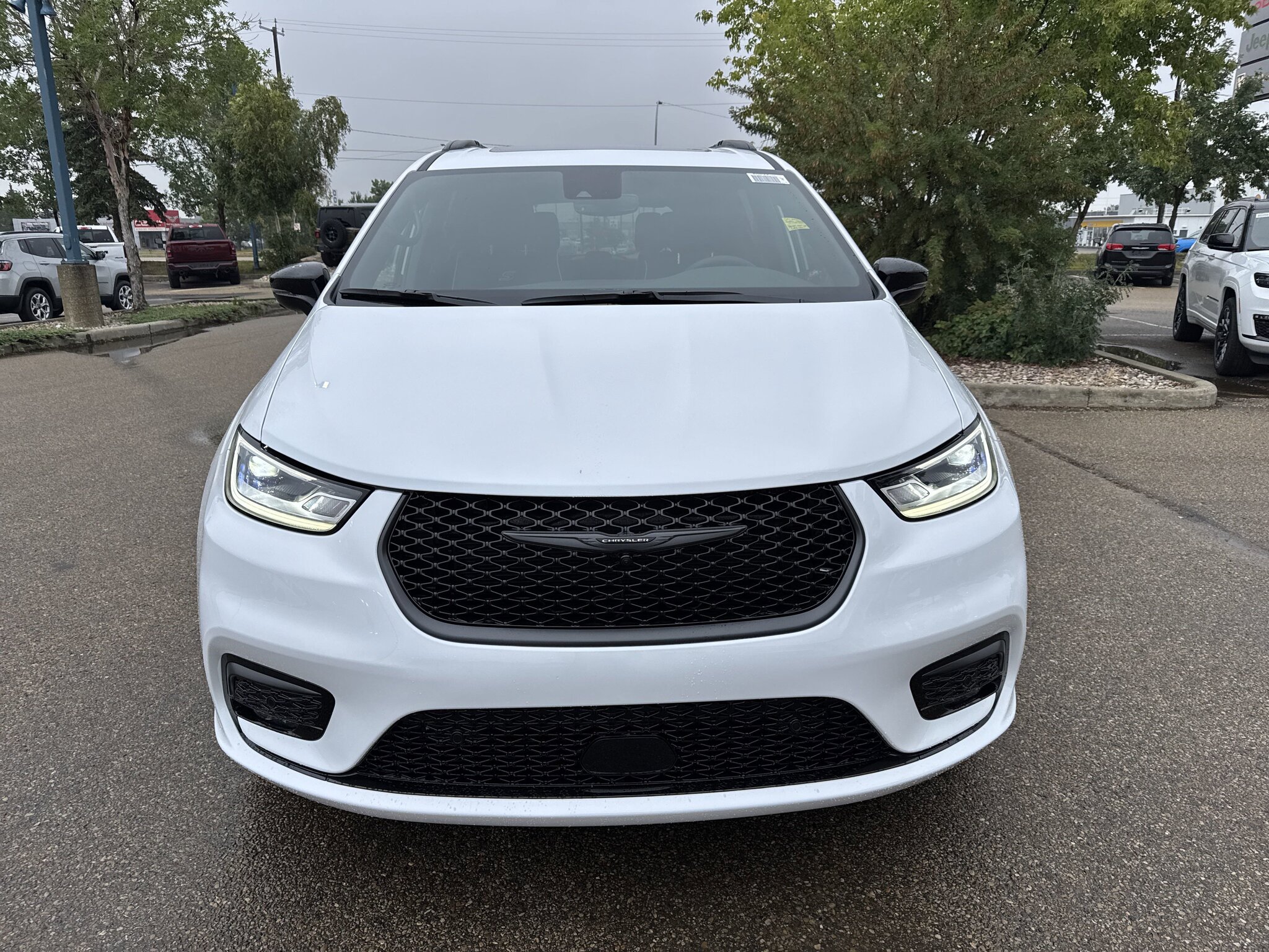 2025 Chrysler Pacifica