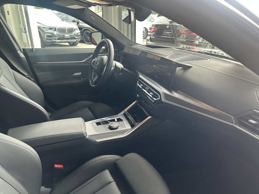 2024 BMW i4 xDrive40, 温哥华, 全款车