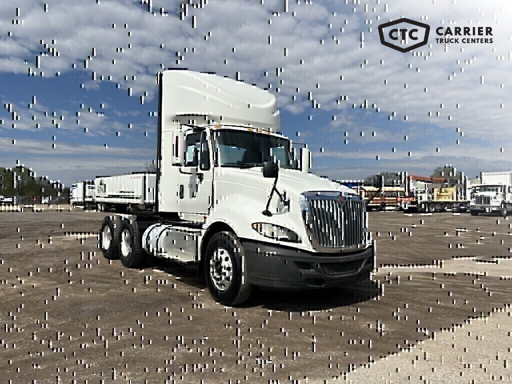 2019 International LT625 