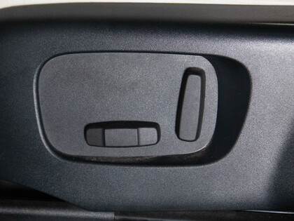 used 2018 Land Rover Range Rover Velar car, priced at $29,900