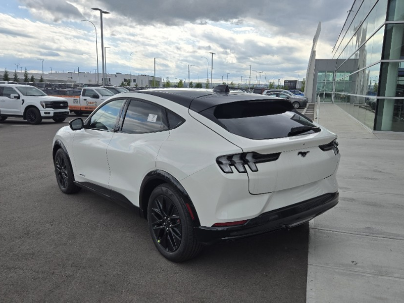 2025 Ford Mustang Mach-E