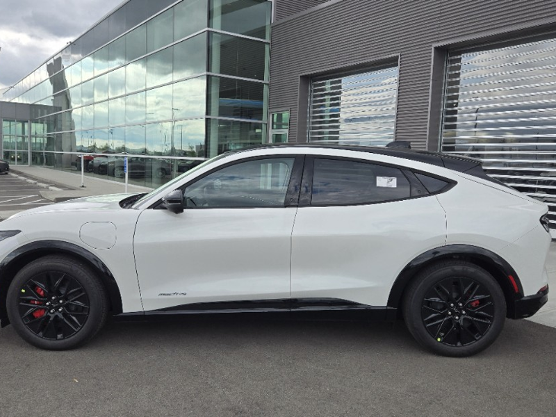 2025 Ford Mustang Mach-E