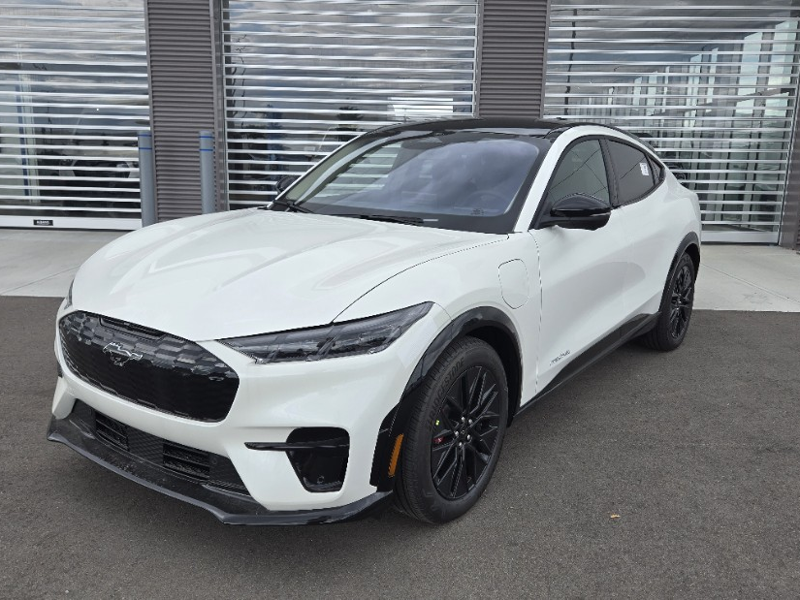 2025 Ford Mustang Mach-E