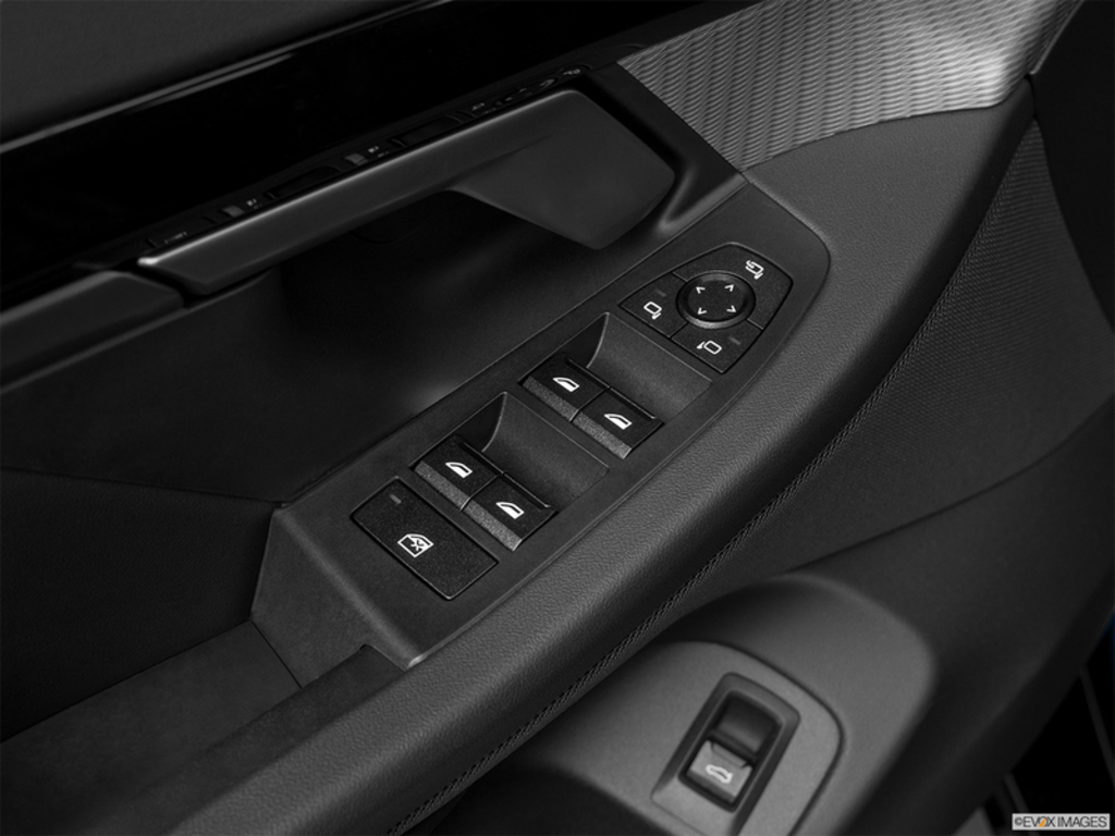 2025 BMW 530i xDrive, 温哥华, 全款车