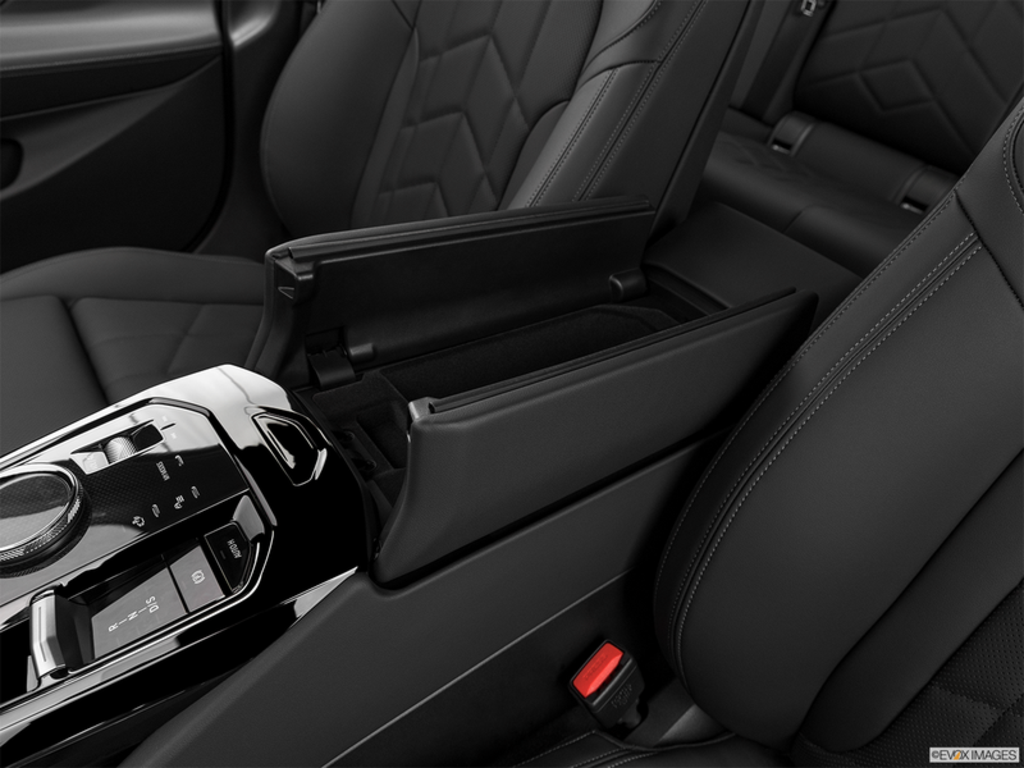 2025 BMW 530i xDrive, 温哥华, 全款车