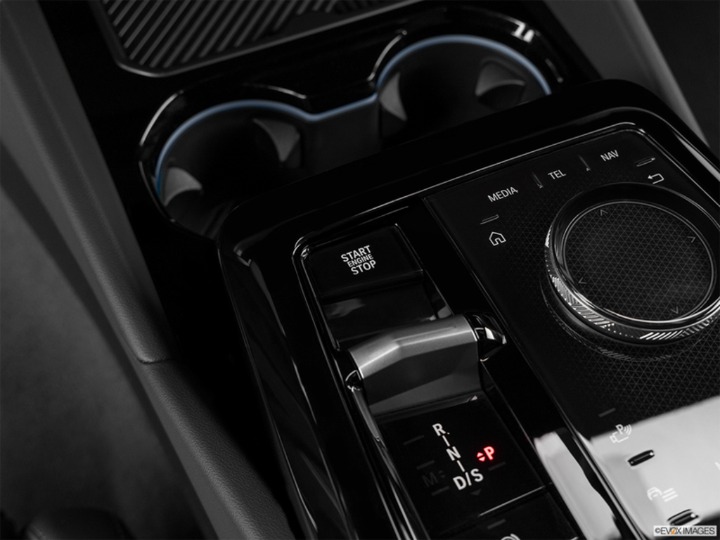 2025 BMW 530i xDrive, 温哥华, 全款车