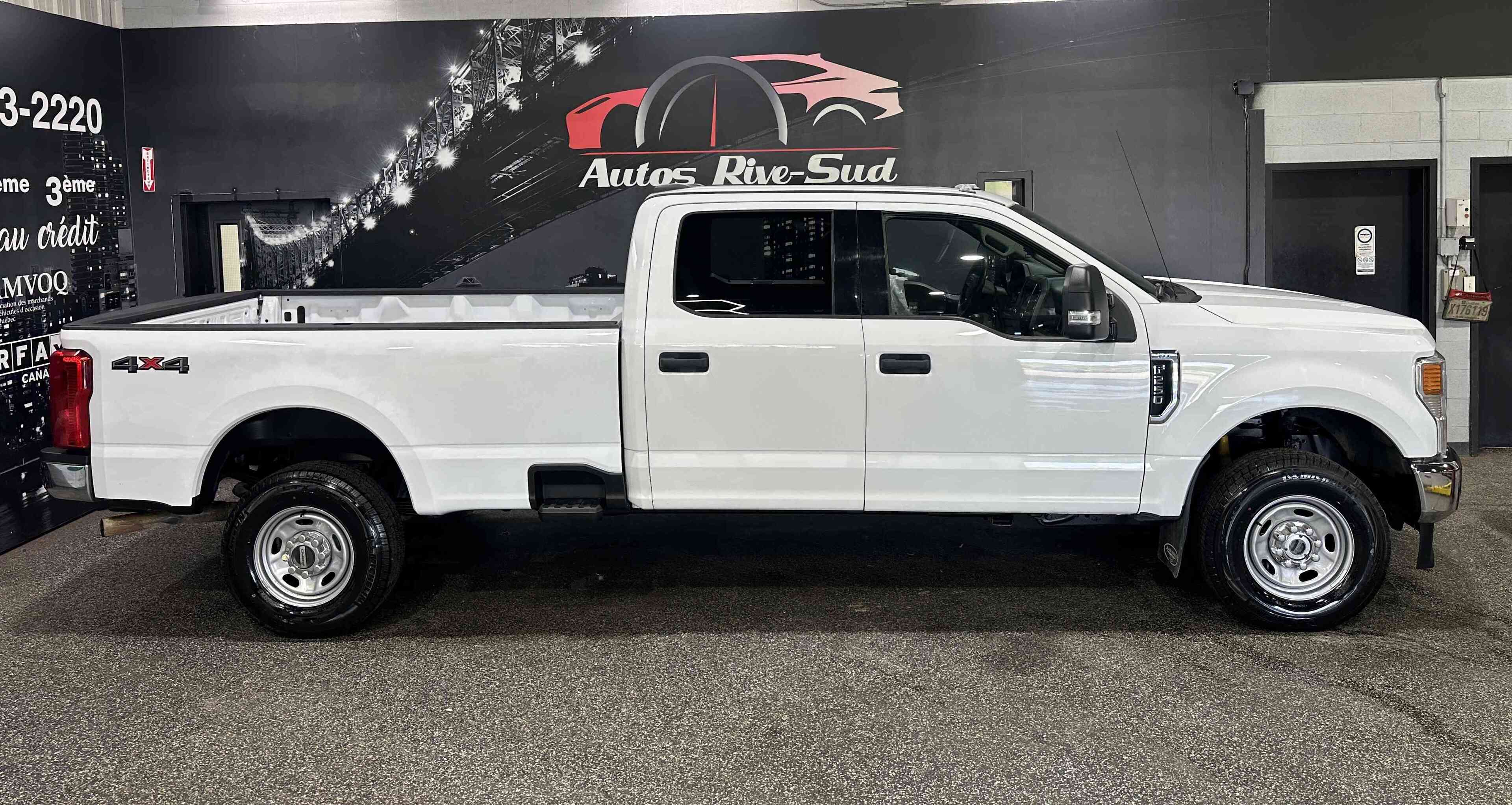 2021 Ford F-250 SUPER DUTY XLT 4X4 BOITE 8 PIED