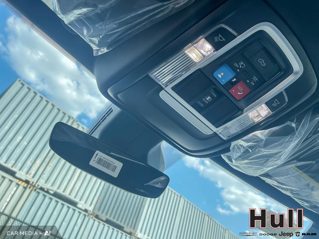 2025 RAM 1500 Big Horn, Toronto, Cash