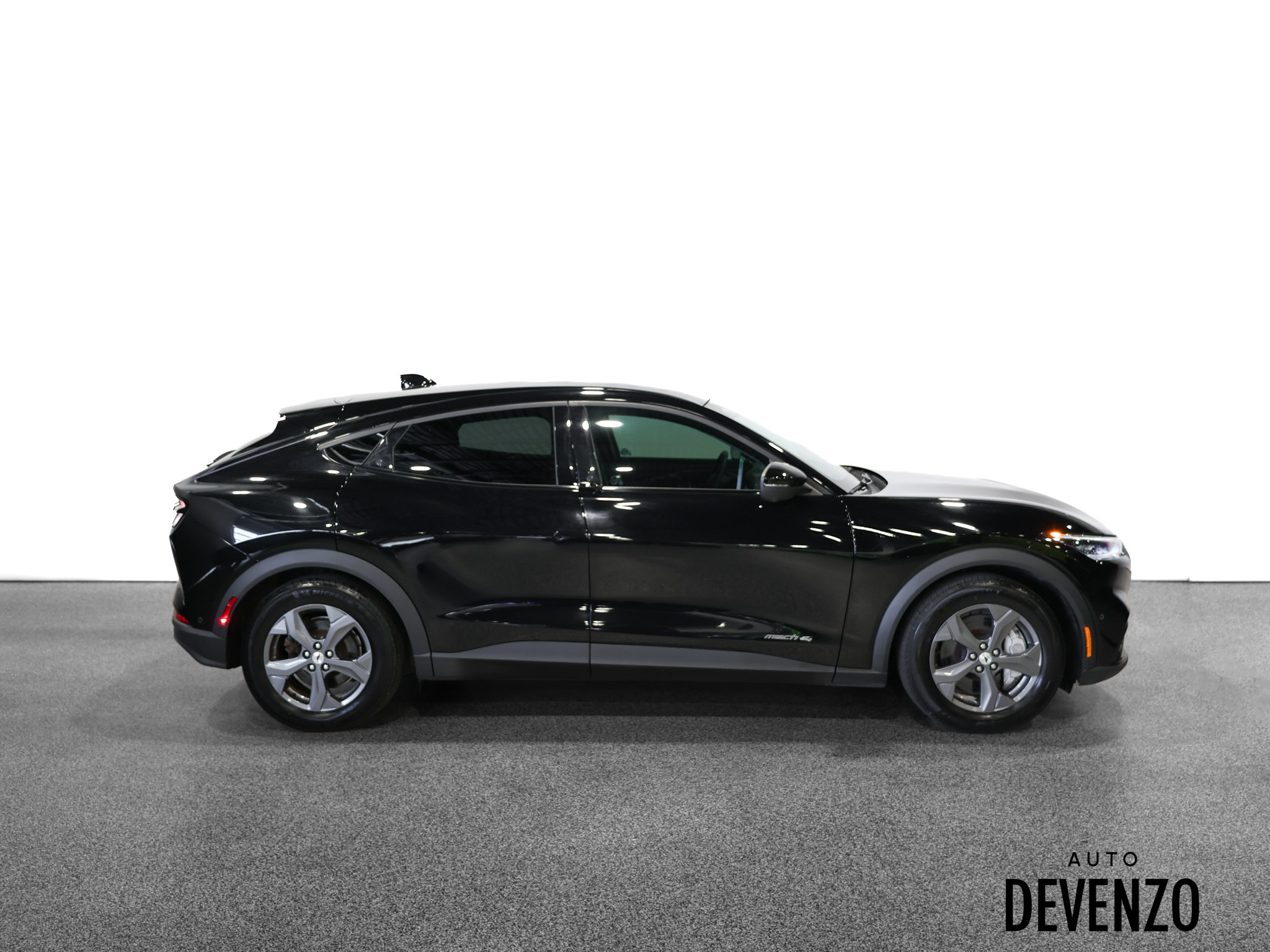 2022 Ford Mustang Mach-E