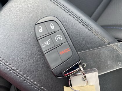 2025 Jeep Compass in Ponoka, AB - Summit Ram - 3C4NJDBN4ST551976