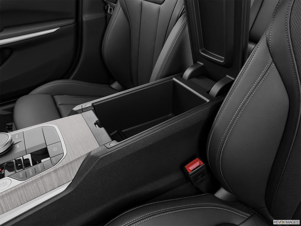 2025 BMW 330i xDrive, 温哥华, 全款车