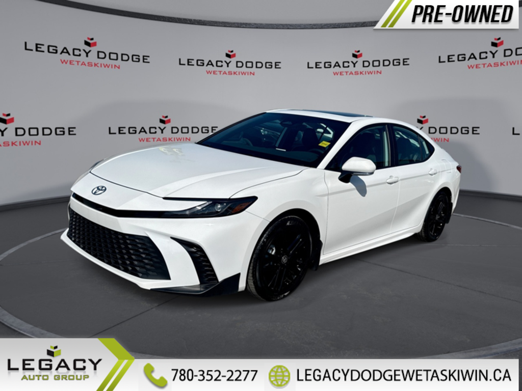 2025 Toyota Camry SE Upgrade - Moonroof - Heated Seats