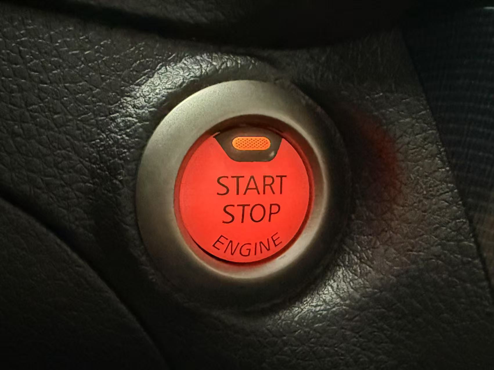 2016 Nissan Sentra SR BlindSpotAssist Navi Camera Leather Sunroof key, 多伦多, 全款车