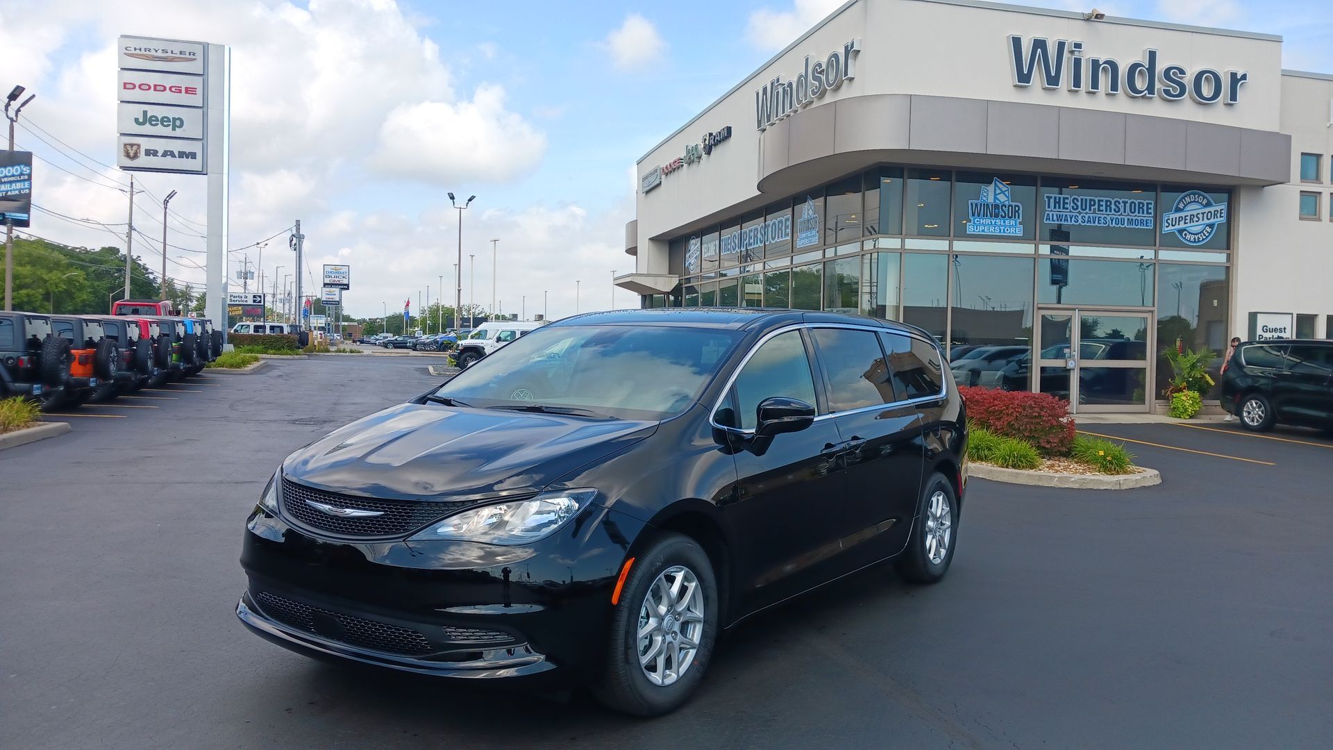 2026 Chrysler Grand Caravan