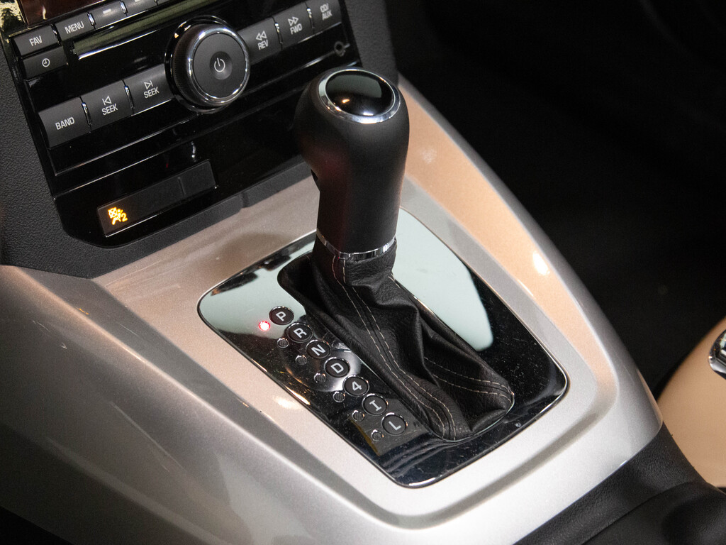 2008 Saturn Sky CONVERTIBLE   SOFT TOP   2 TONE INT.   18" RIM, 多伦多, 全款车