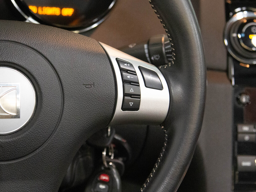 2008 Saturn Sky CONVERTIBLE   SOFT TOP   2 TONE INT.   18" RIM, 多伦多, 全款车