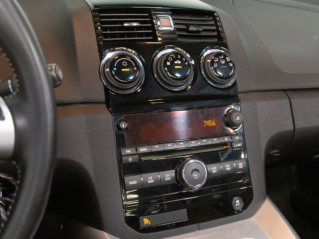 2008 Saturn Sky CONVERTIBLE   SOFT TOP   2 TONE INT.   18" RIM, 多伦多, 全款车