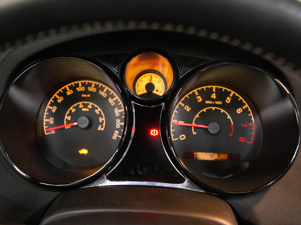 2008 Saturn Sky CONVERTIBLE   SOFT TOP   2 TONE INT.   18" RIM, 多伦多, 全款车
