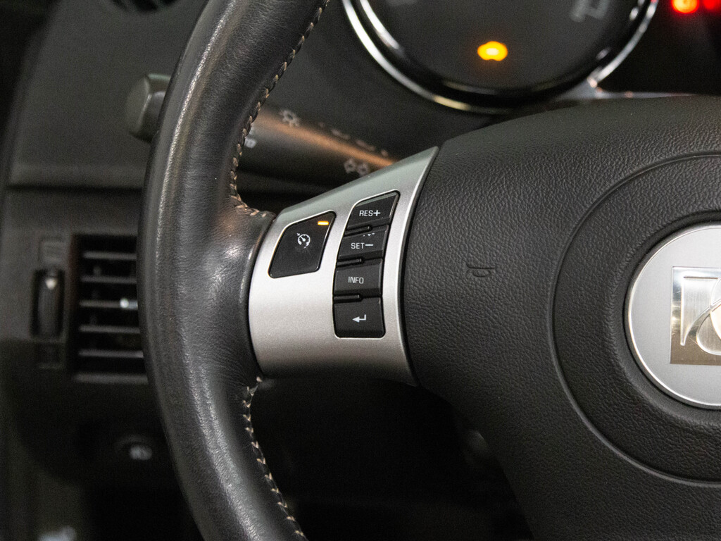 2008 Saturn Sky CONVERTIBLE   SOFT TOP   2 TONE INT.   18" RIM, 多伦多, 全款车