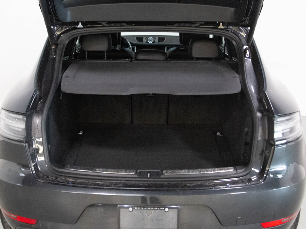 2021 Porsche Macan S, Toronto, Cash