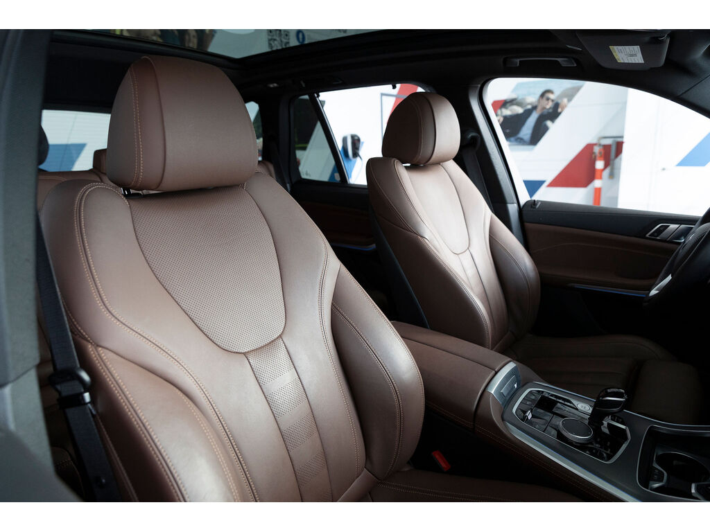 2022 BMW X5 PHEV xDrive45e, Vancouver, Cash
