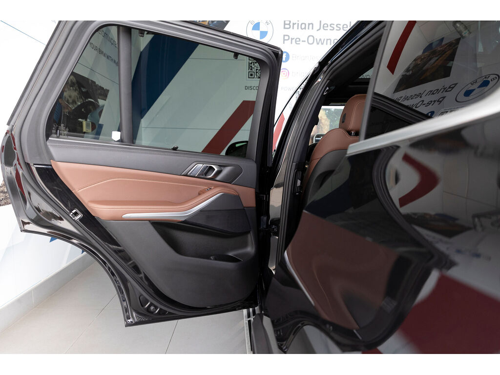2022 BMW X5 PHEV xDrive45e, Vancouver, Cash