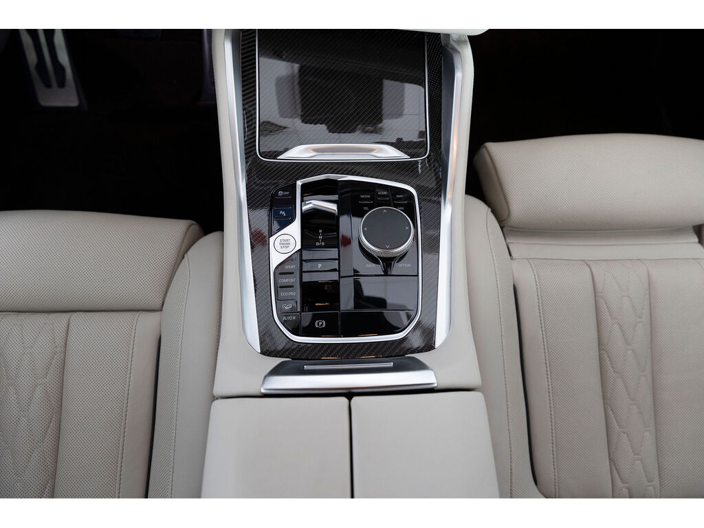 2024 BMW X6 xDrive40i, 温哥华, 全款车