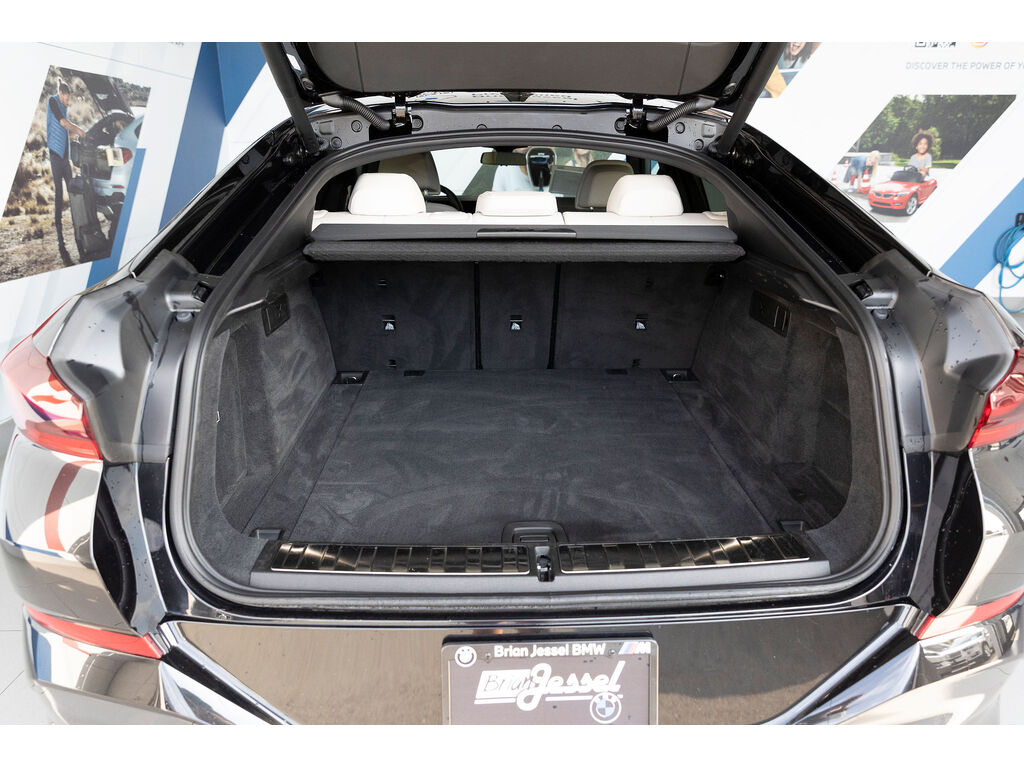 2024 BMW X6 xDrive40i, 温哥华, 全款车
