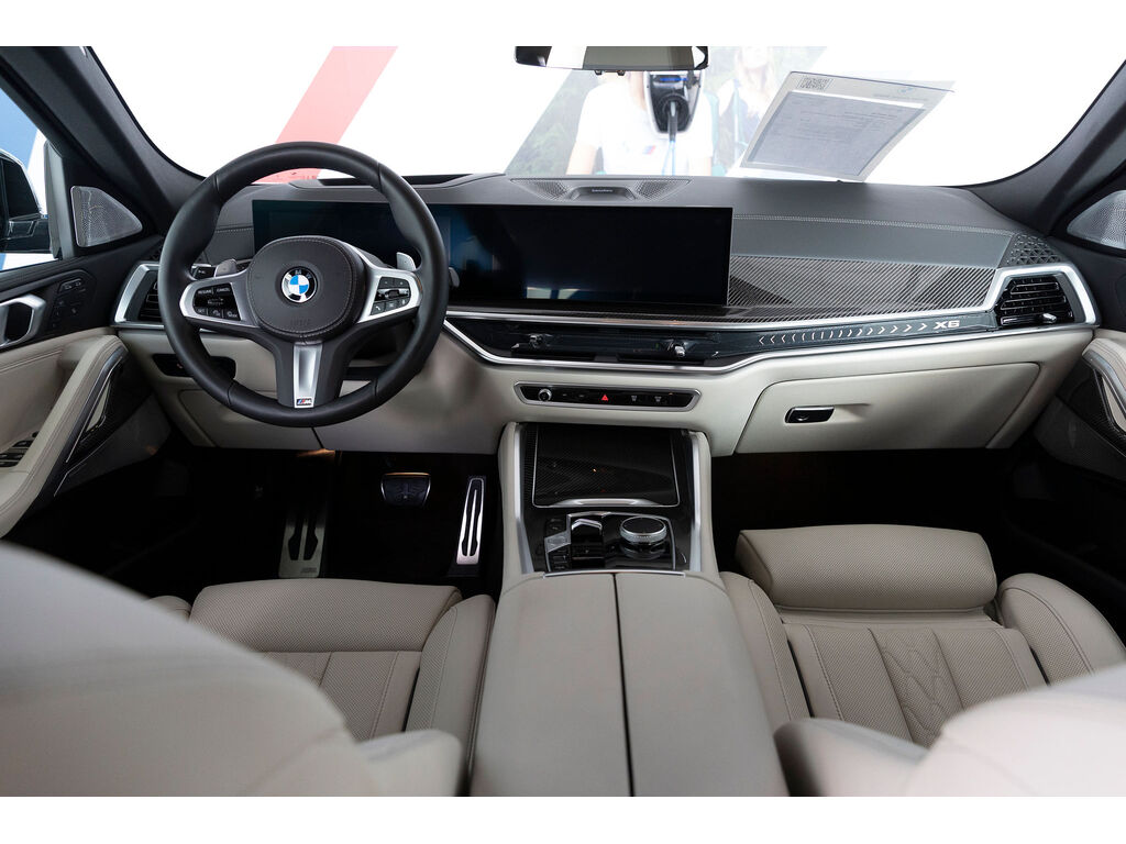 2024 BMW X6 xDrive40i, 温哥华, 全款车