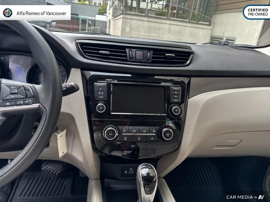 2020 Nissan Qashqai Clean carfax, LOW KMs  fully inspected!!!, 温哥华, 全款车