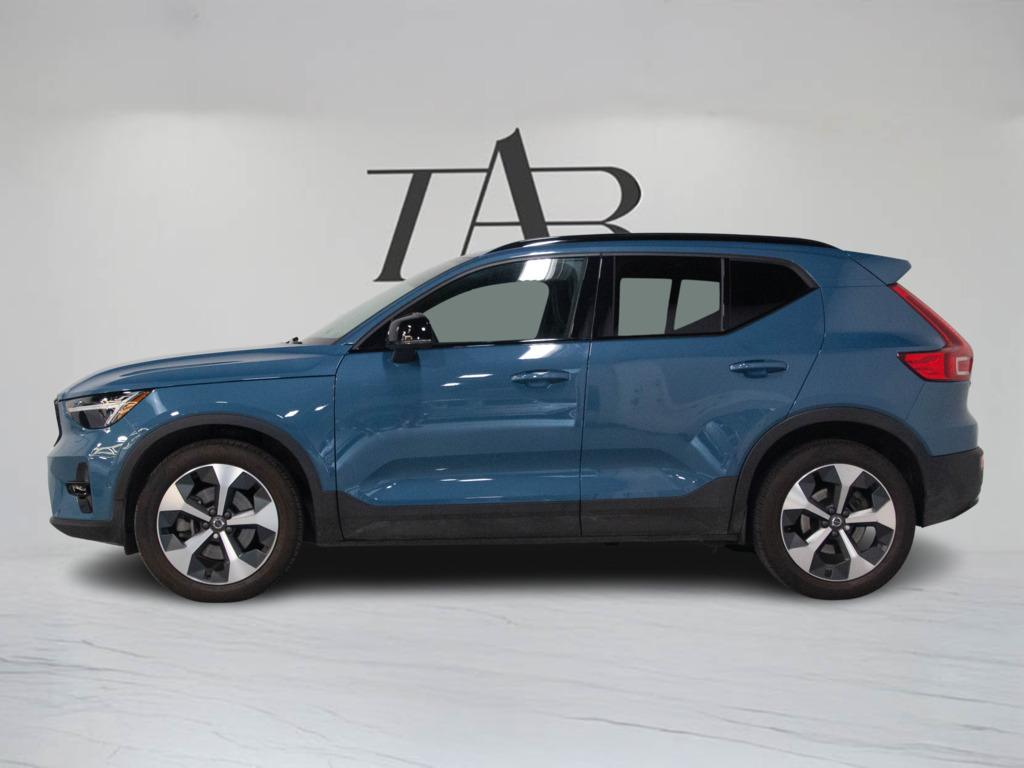2023 Volvo XC40 B5 Ultimate Dark Theme, 多伦多, 全款车